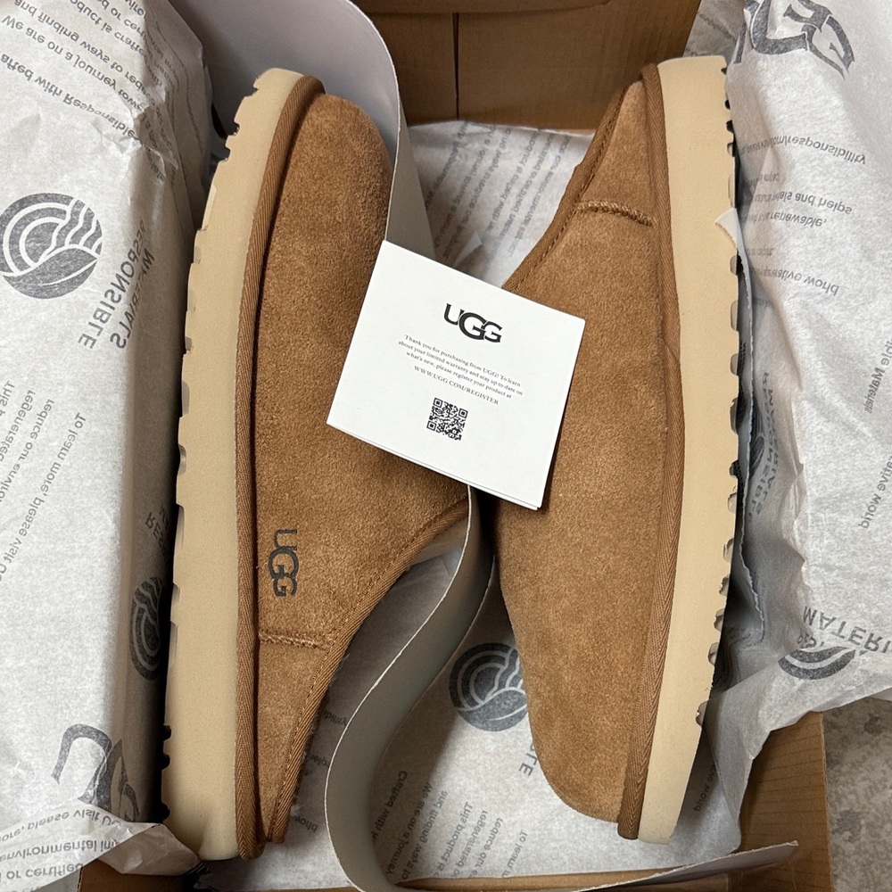 Men’s Uggs size 12 NWT